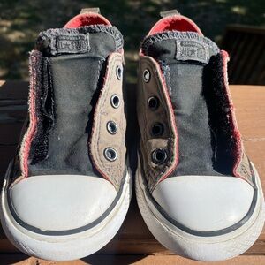 Kids converse all stars